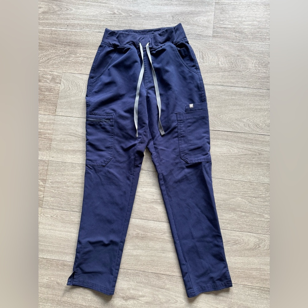 Figs Yola high waisted scrub pants